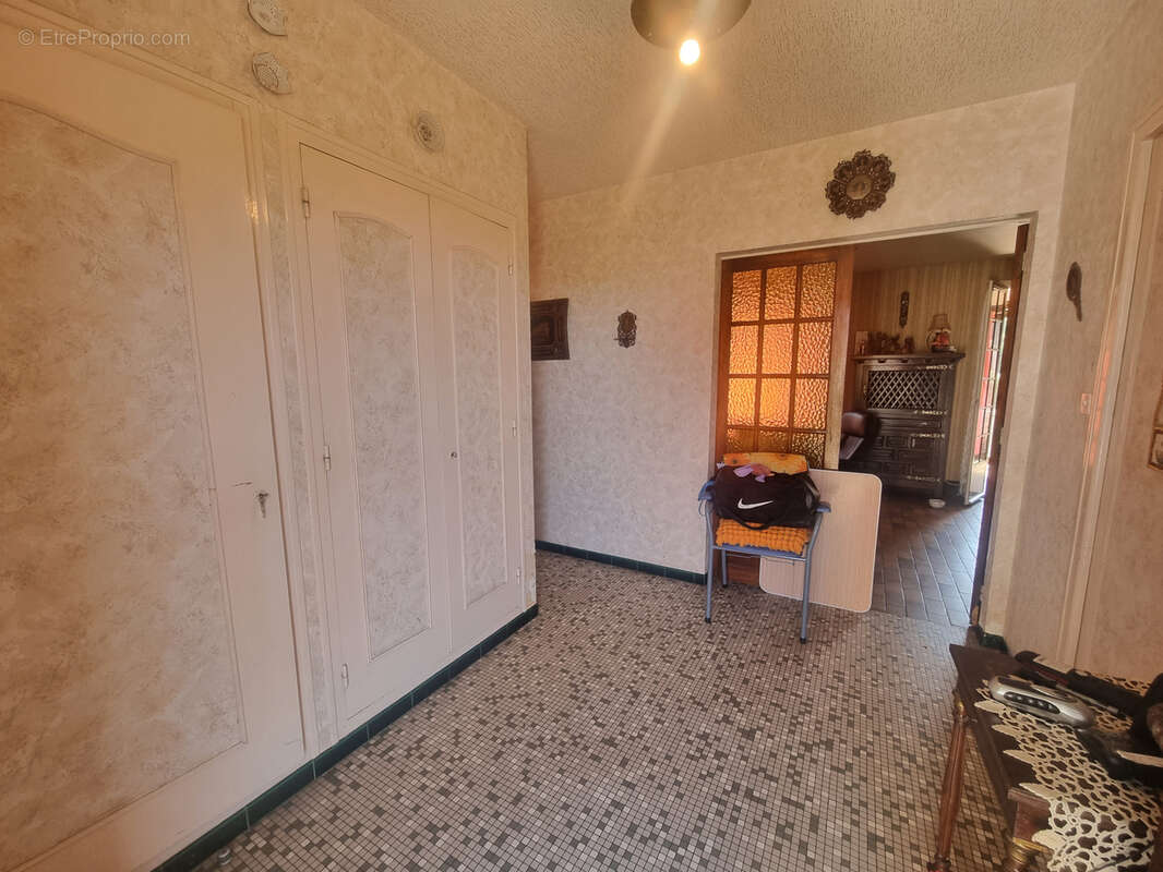 Maison à LE MELE-SUR-SARTHE