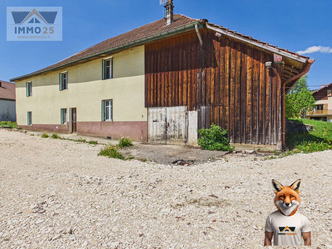Maison à EVILLERS