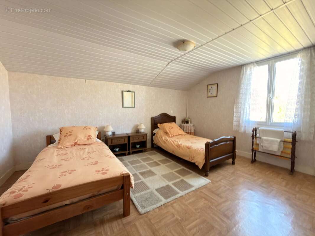 Maison à SAINT-GOURSON