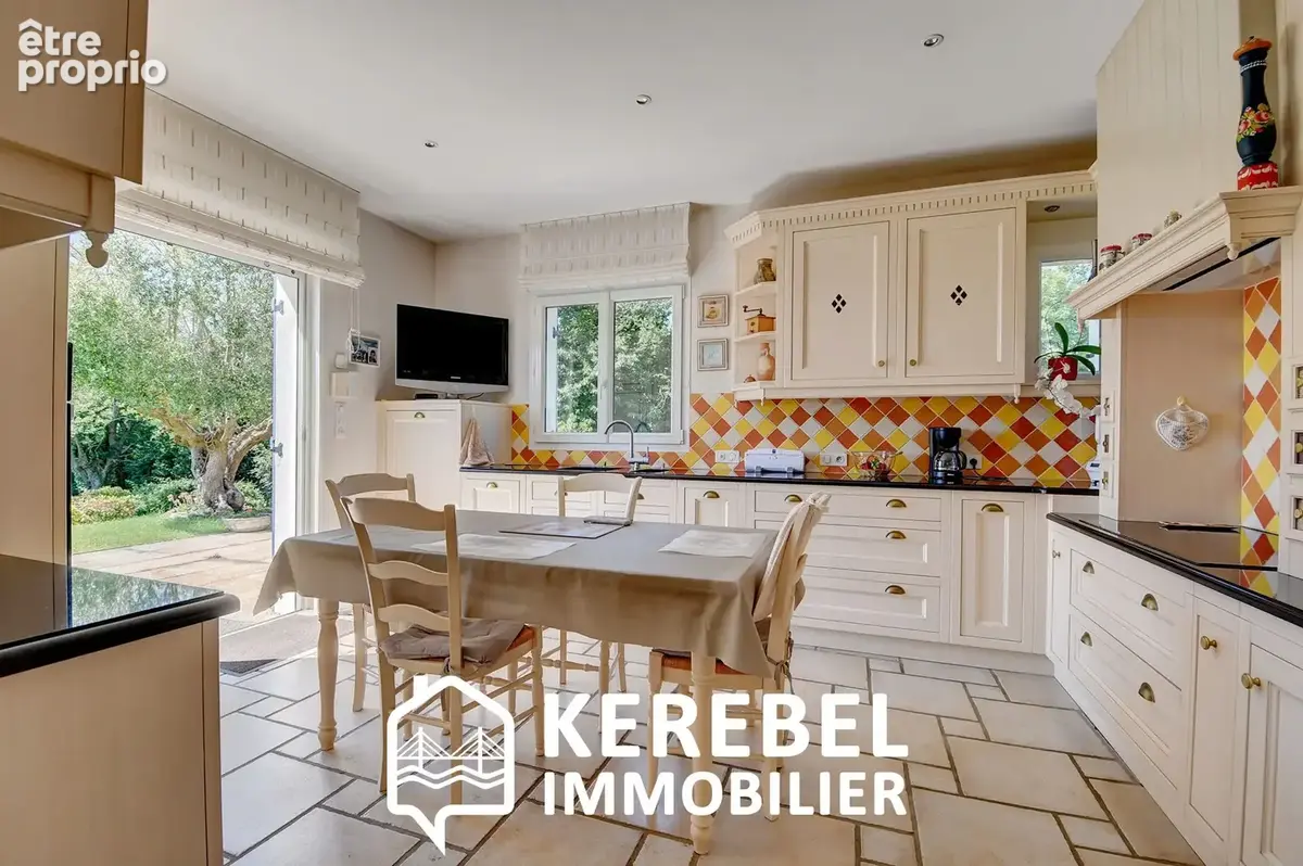 Maison 9 pièces 255 m² à vendre à Plougastel-Daoulas (29470) - photo 7