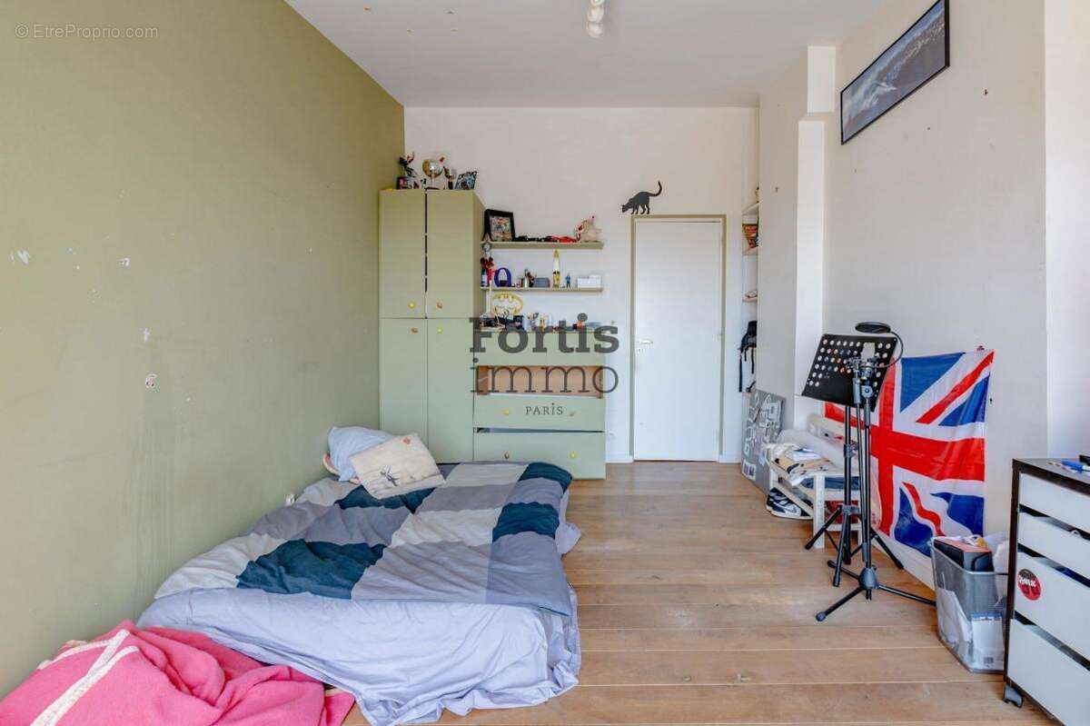 Suresnes - propriete contemporaine d'exception vue sur paris - photo 31
