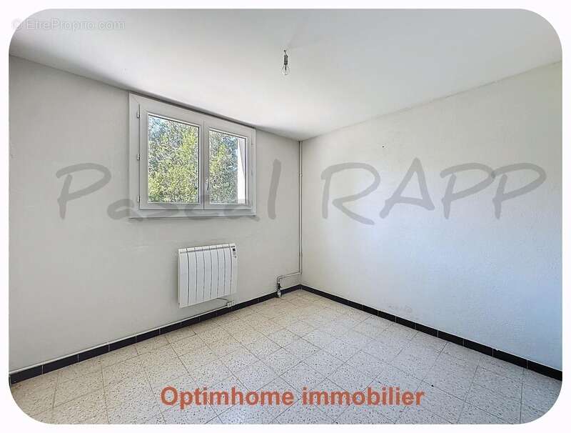 Appartement à SAUVIAN