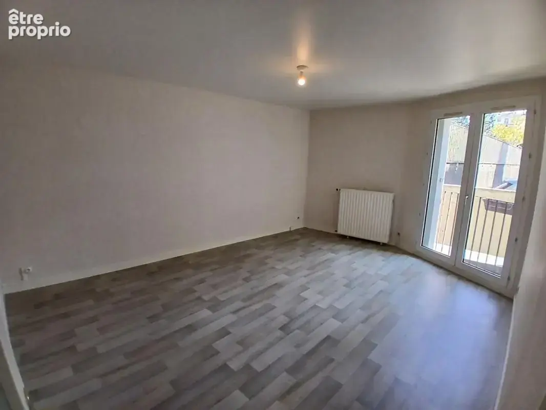 Appartement T2 hyper-centre de Laval - photo 3