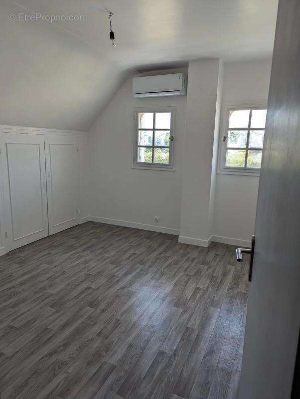 Maison à POMMERIT-LE-VICOMTE