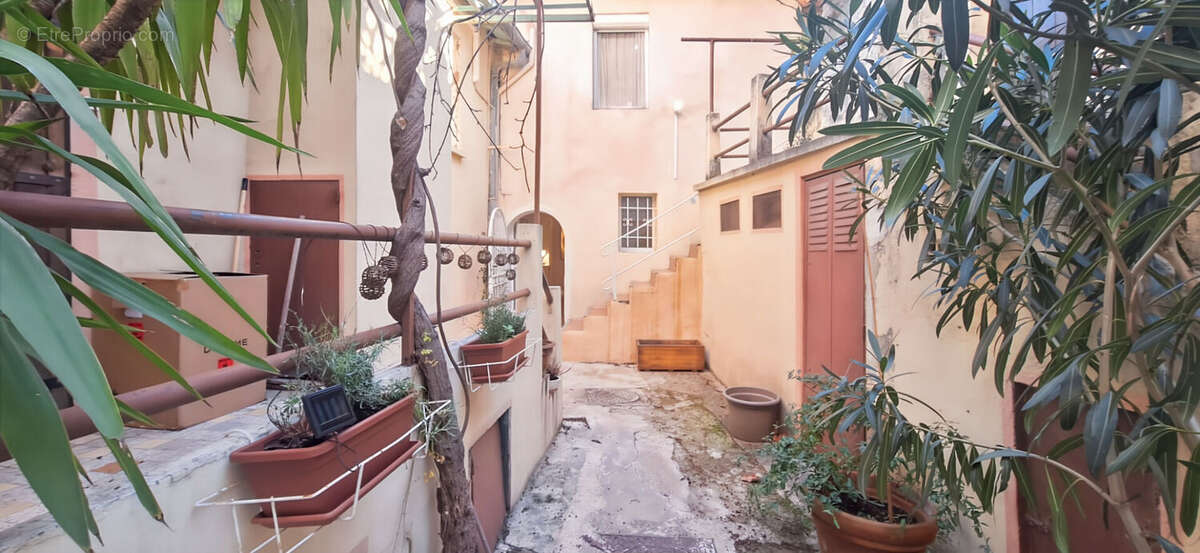 Maison à MARSEILLE-11E