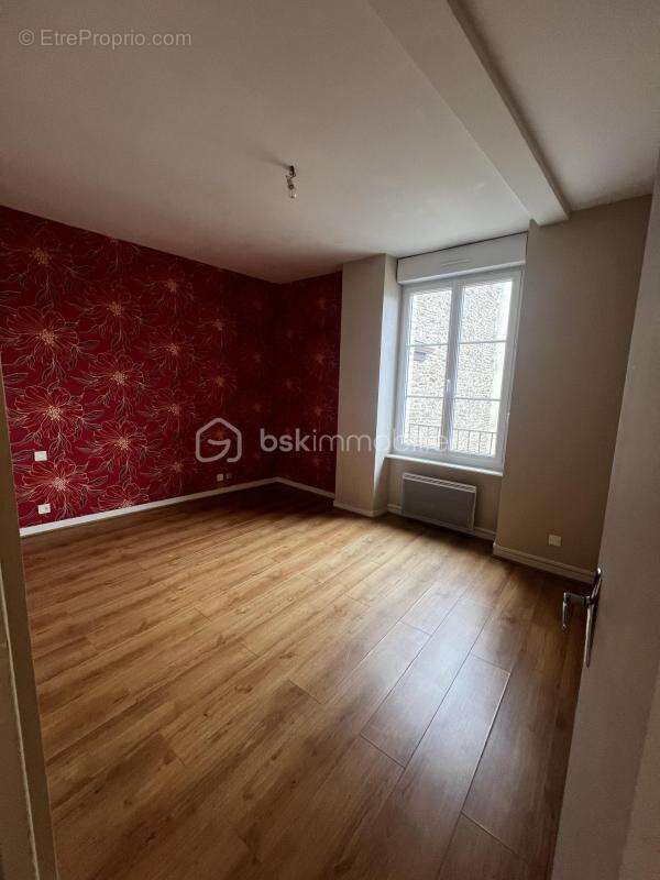 Maison de caractère de 88 m² – 5 pièces – Vue Château de Fougères - photo 17