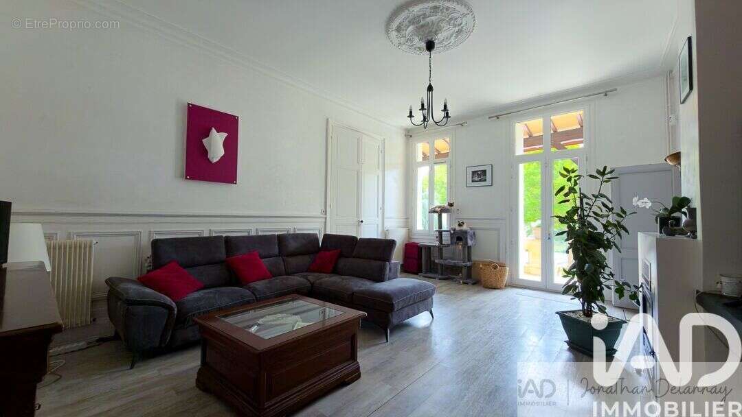 Photo 2 - Maison à VAYRES