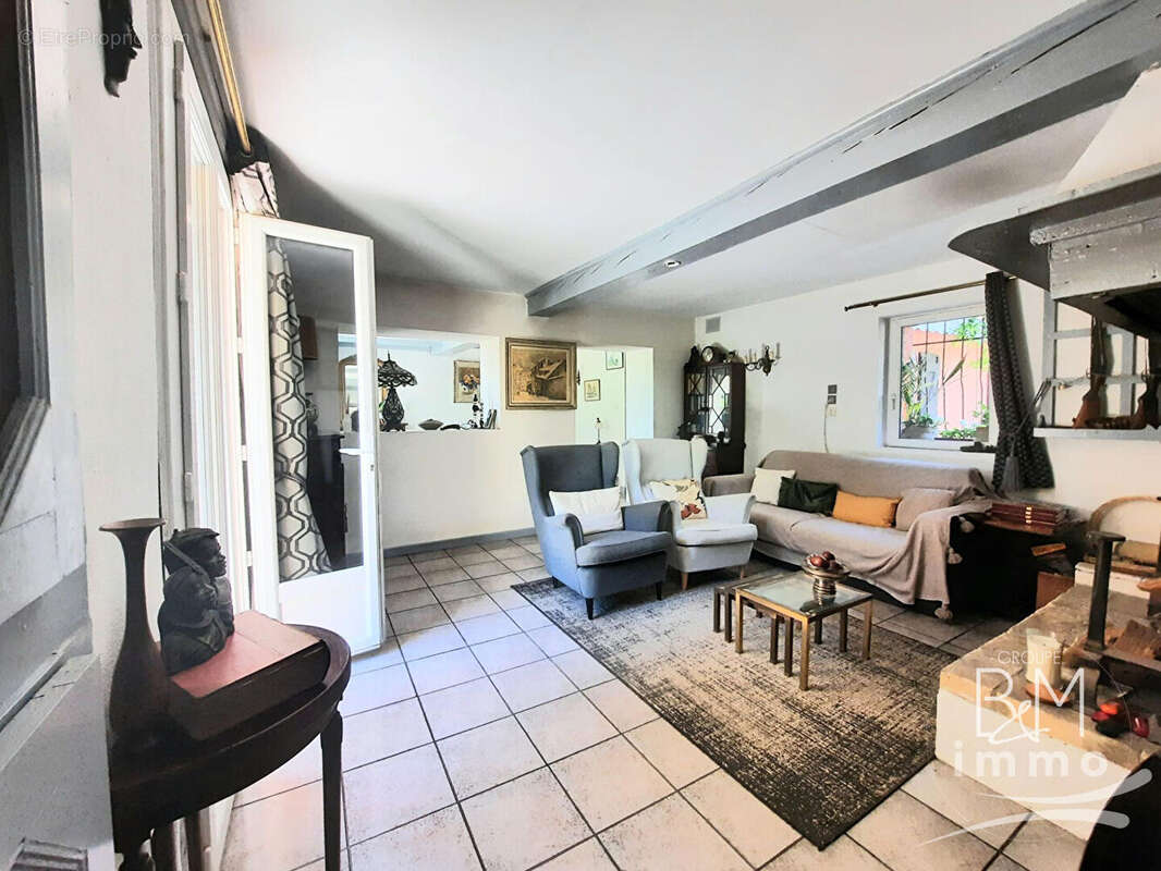 Maison à SAUBRIGUES