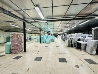 Commerce à ARS-SUR-MOSELLE