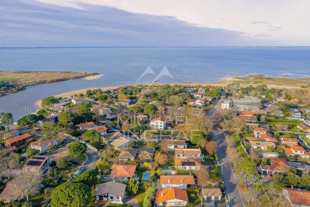 Maison à GUJAN-MESTRAS