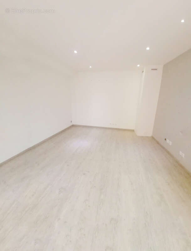 Maison à BENNECOURT