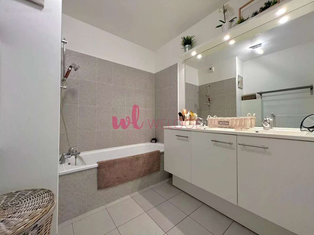 Appartement à MARSEILLE-13E
