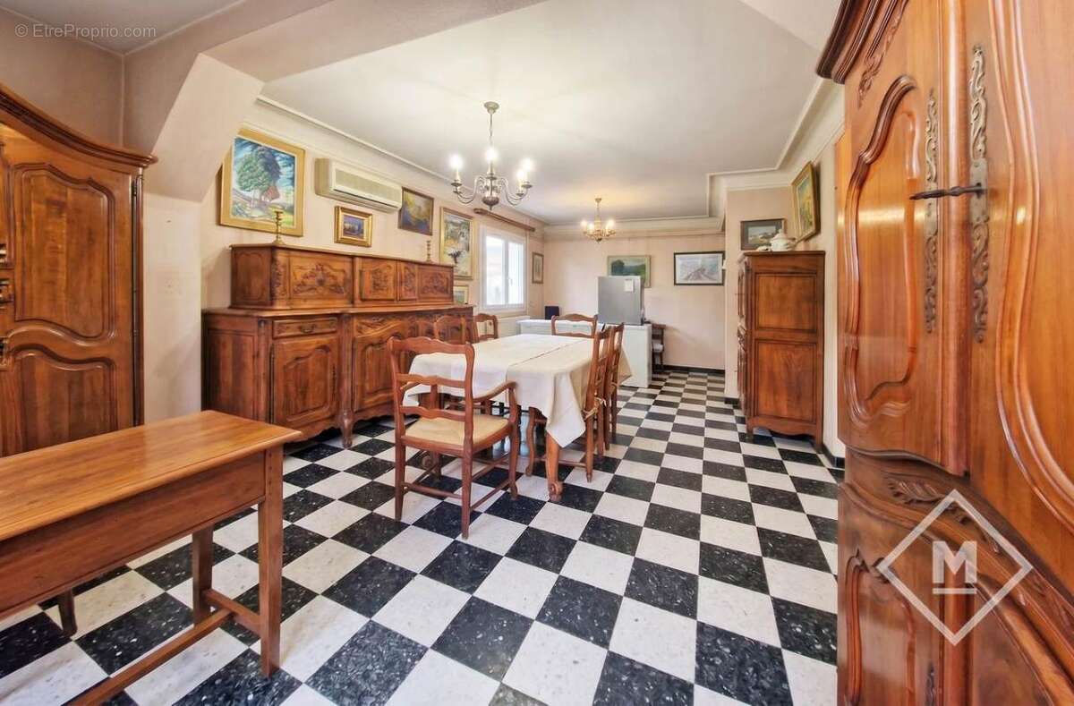 Maison 4 chambres à vendre à berre-l'étang (13130) - grand potentiel sur terrain de 985 m² - photo 10