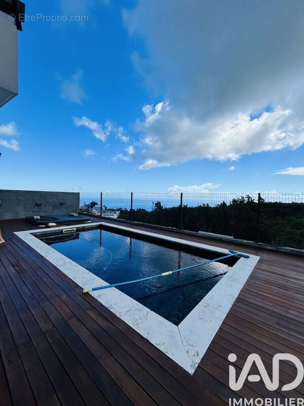 Photo 1 - Maison à LA POSSESSION