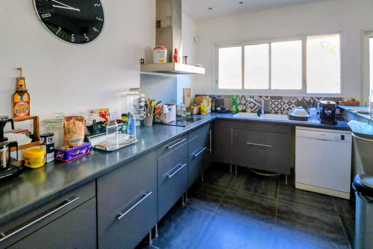 Maison à VERS-PONT-DU-GARD