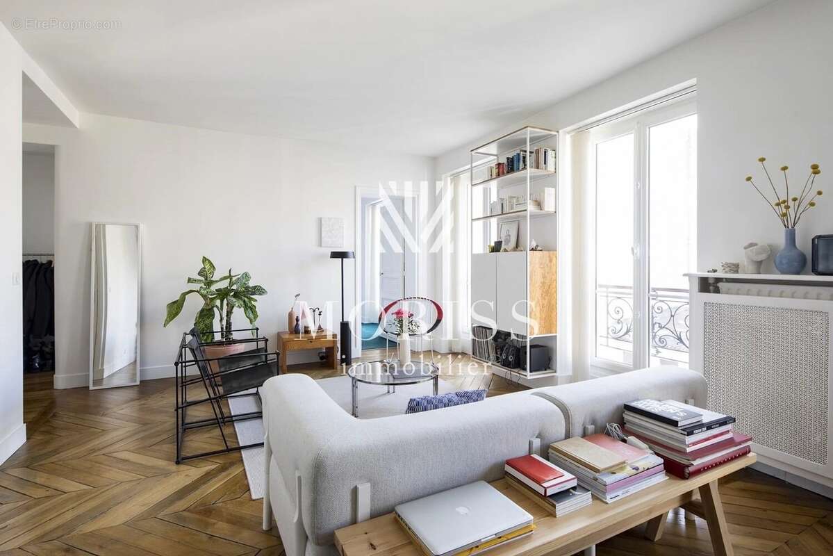 Appartement à PARIS-11E