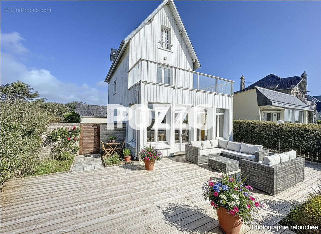 Maison à JULLOUVILLE