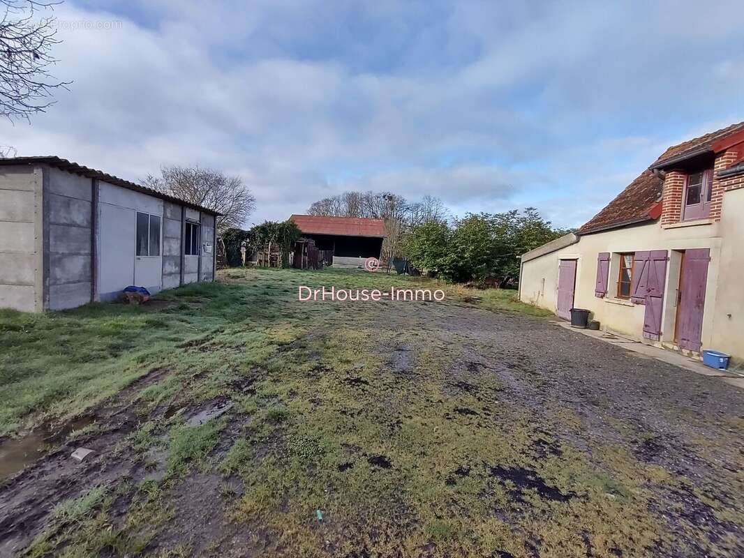 Maison à ANJOUIN