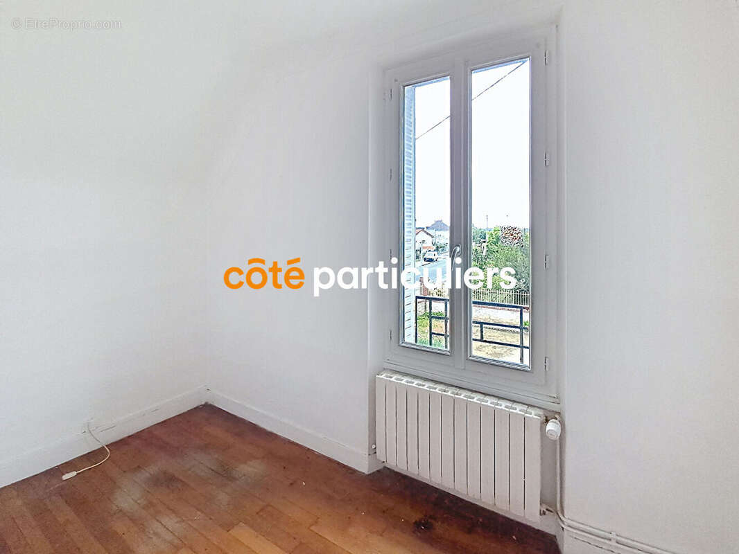 Maison à VILLEMANDEUR