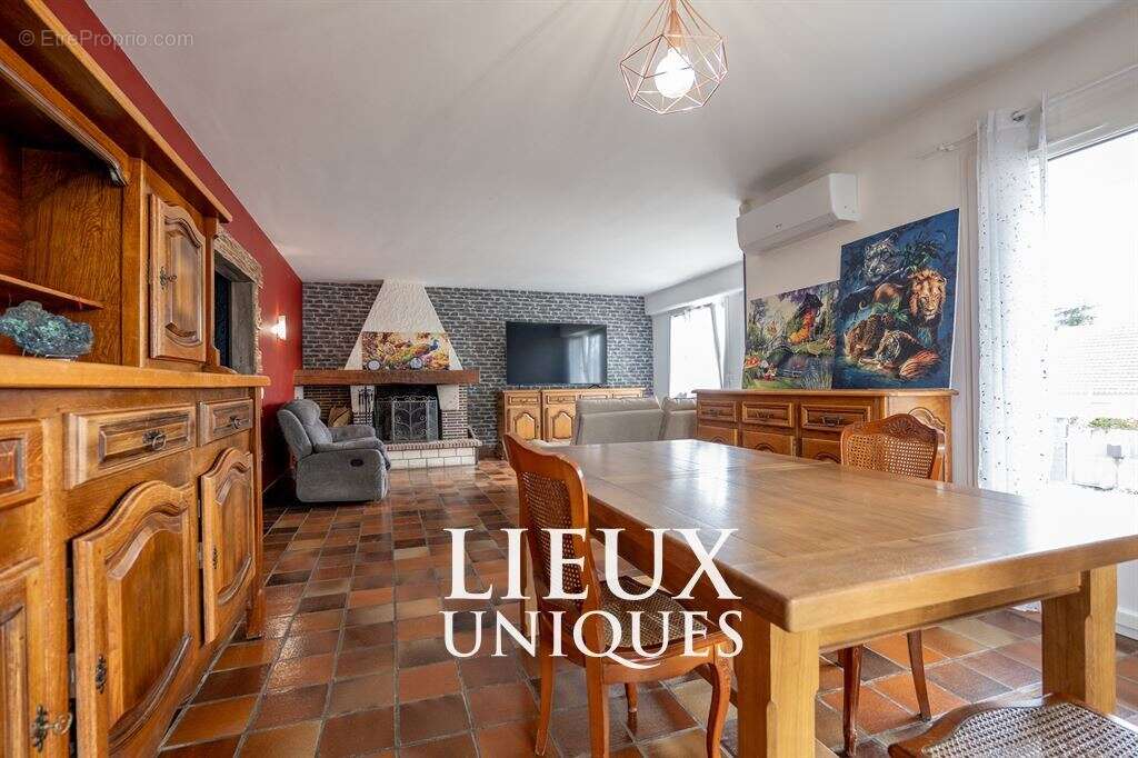 Maison à NEUNG-SUR-BEUVRON