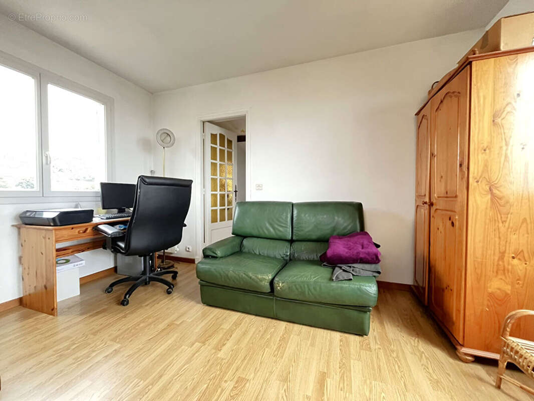 Maison à SAINT-LAURENT-DU-VAR