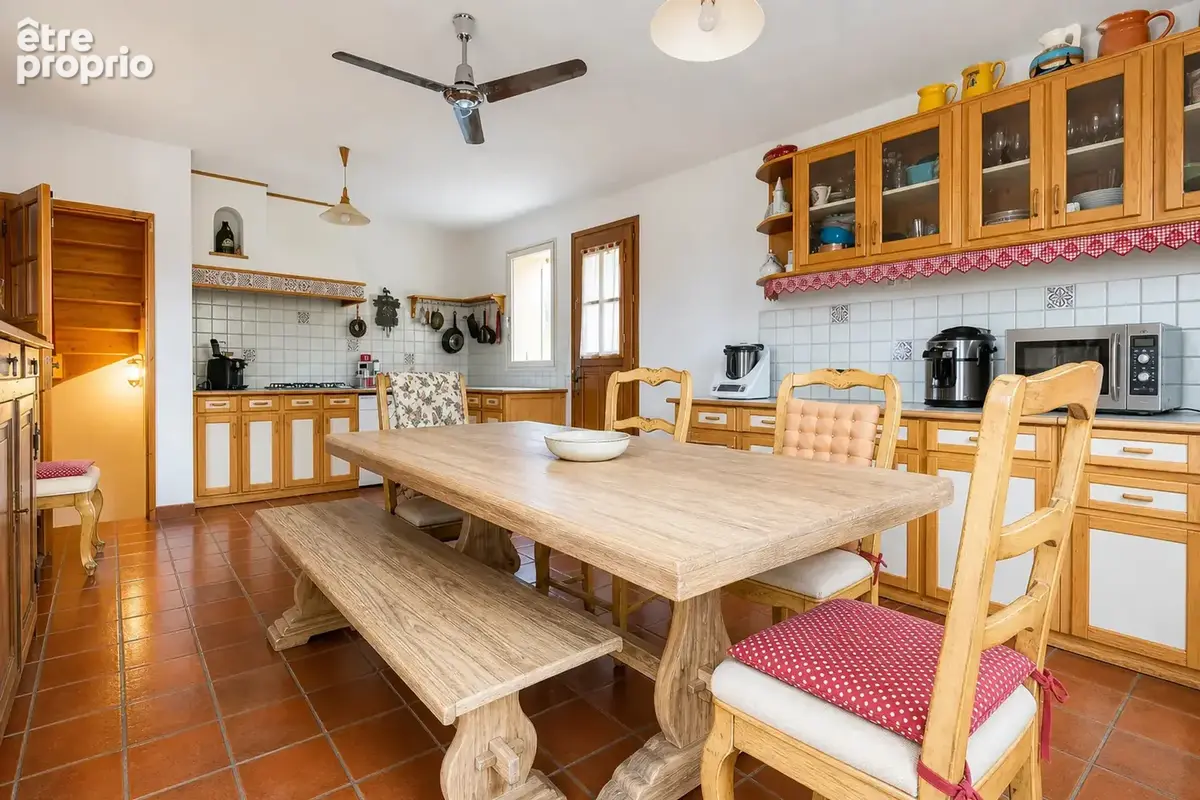 Velaux   Maison avec piscine, vue dégagée et appartement indépendant - photo 5
