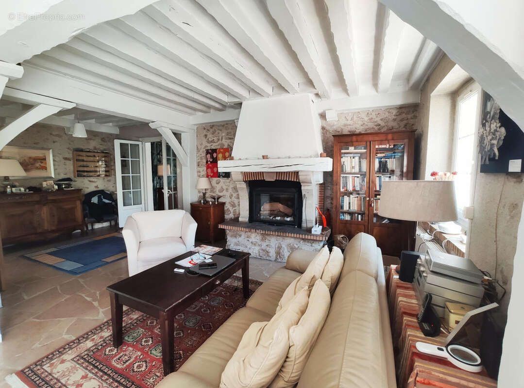 Maison à HUISSEAU-SUR-MAUVES