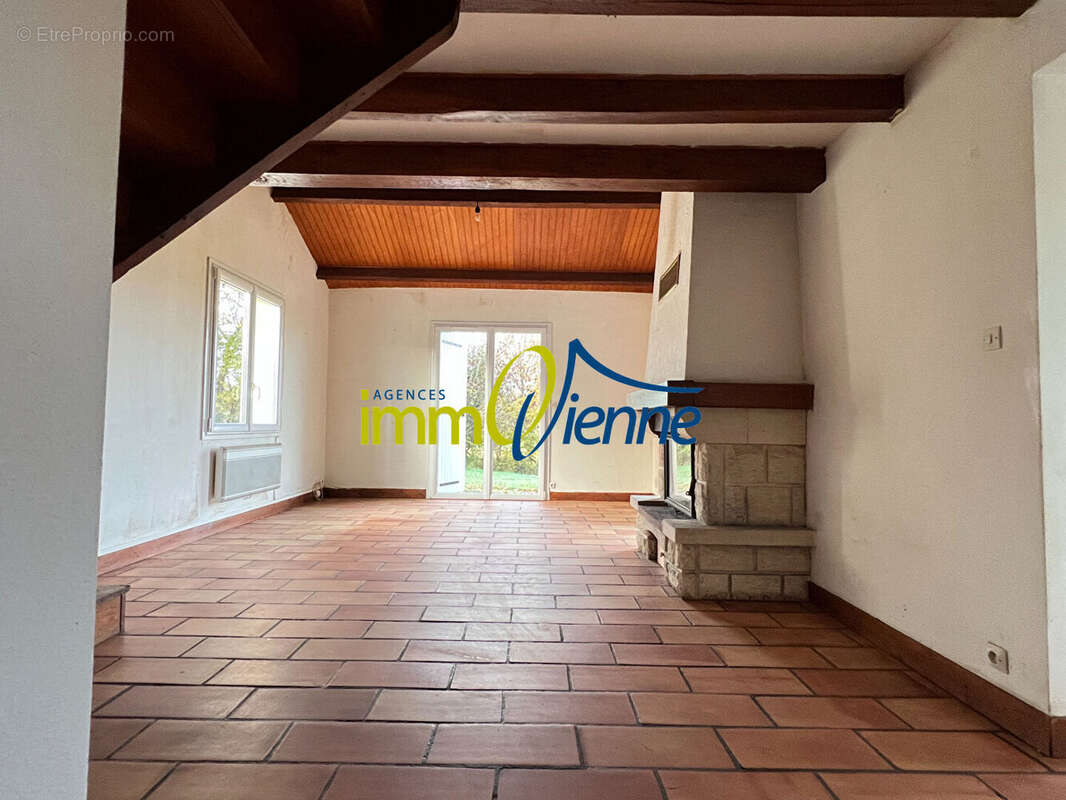 Maison à VALDIVIENNE