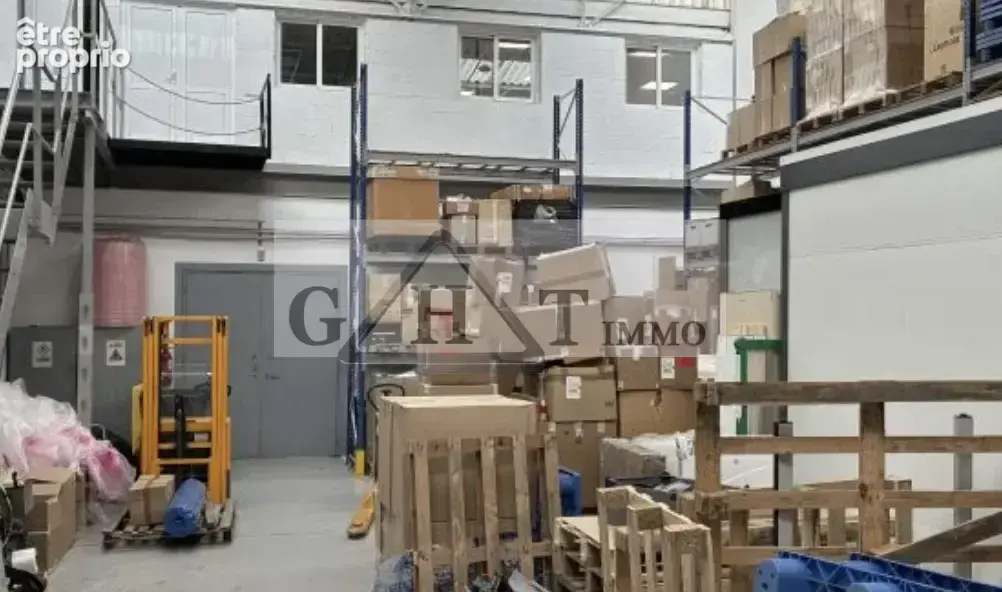 À louer : locaux d’activités - buc 1470m² - photo 4