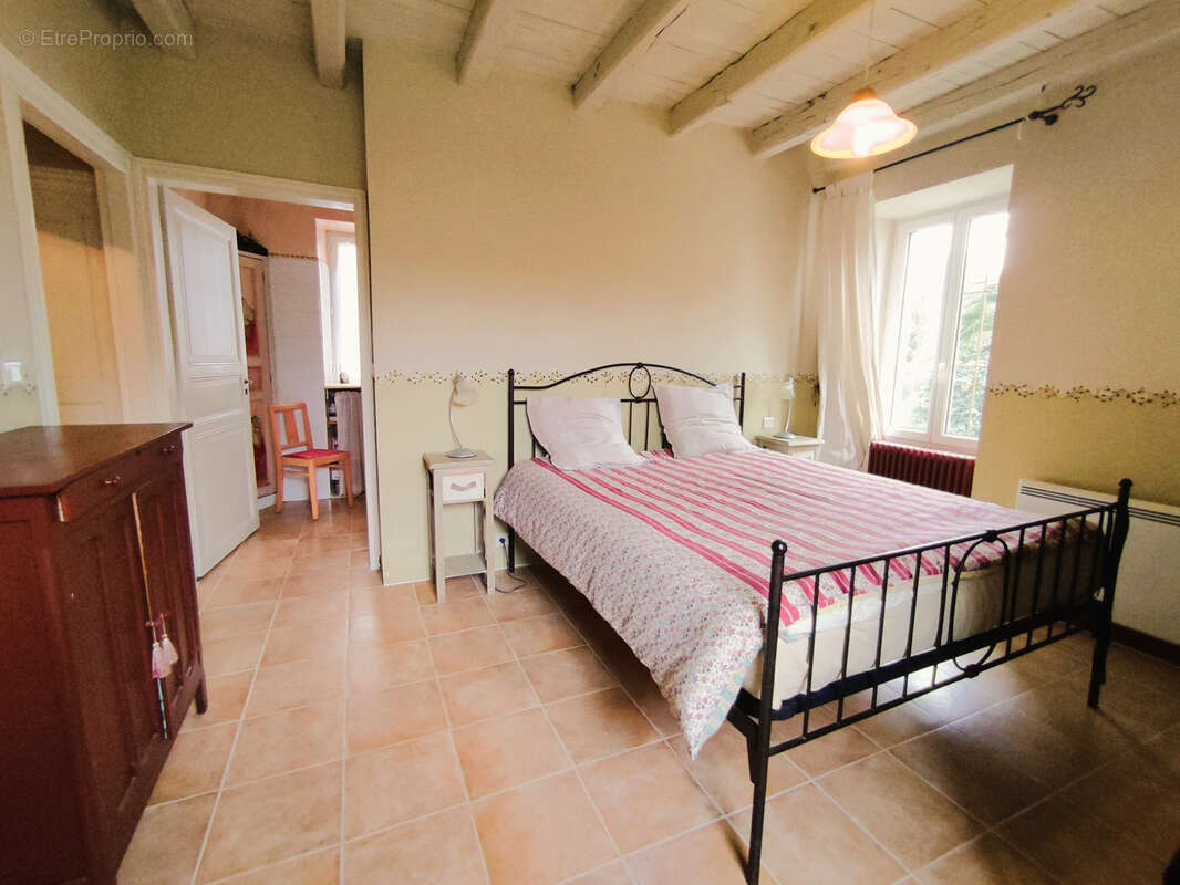 Maison à MONTCUQ