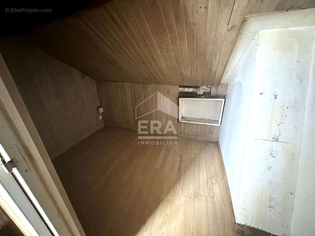 Maison à VARENNES-SUR-SEINE