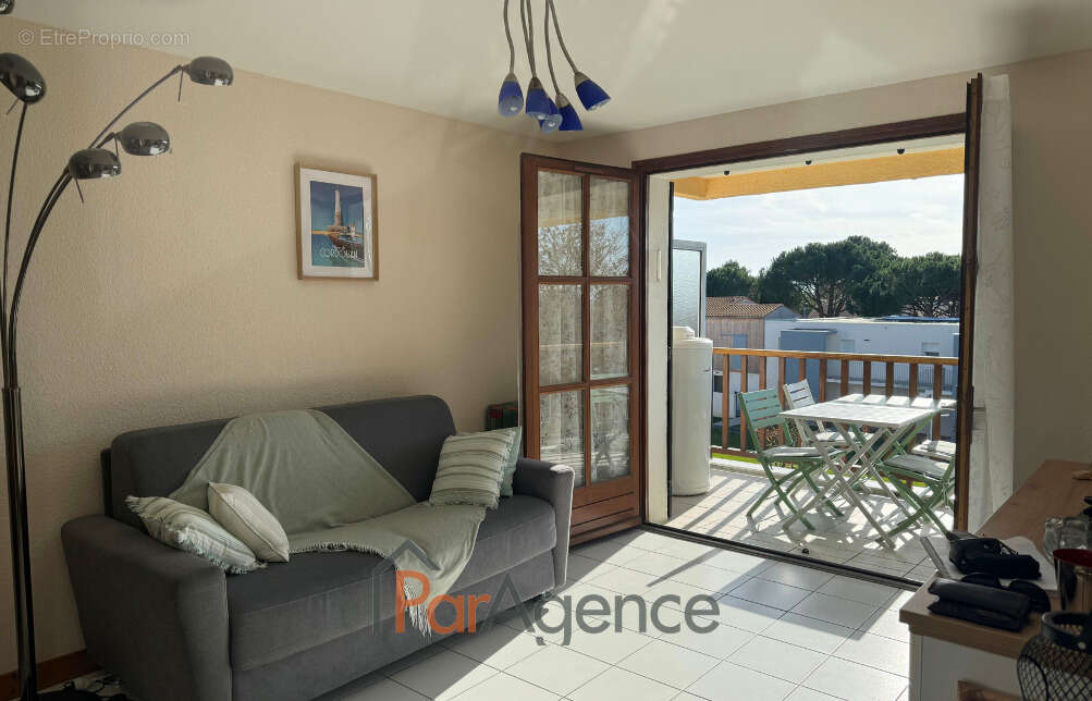 Appartement à VAUX-SUR-MER