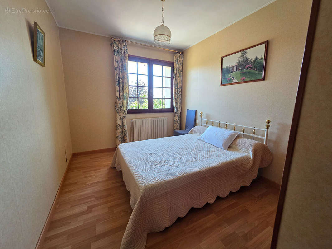 Maison Linars 5 pièce(s) 124 m2 - photo 12