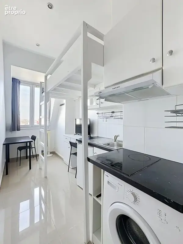 Appartement à NEUILLY-SUR-SEINE
