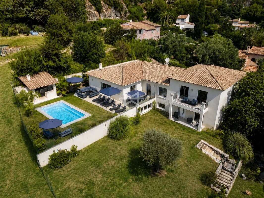 Maison à BIOT