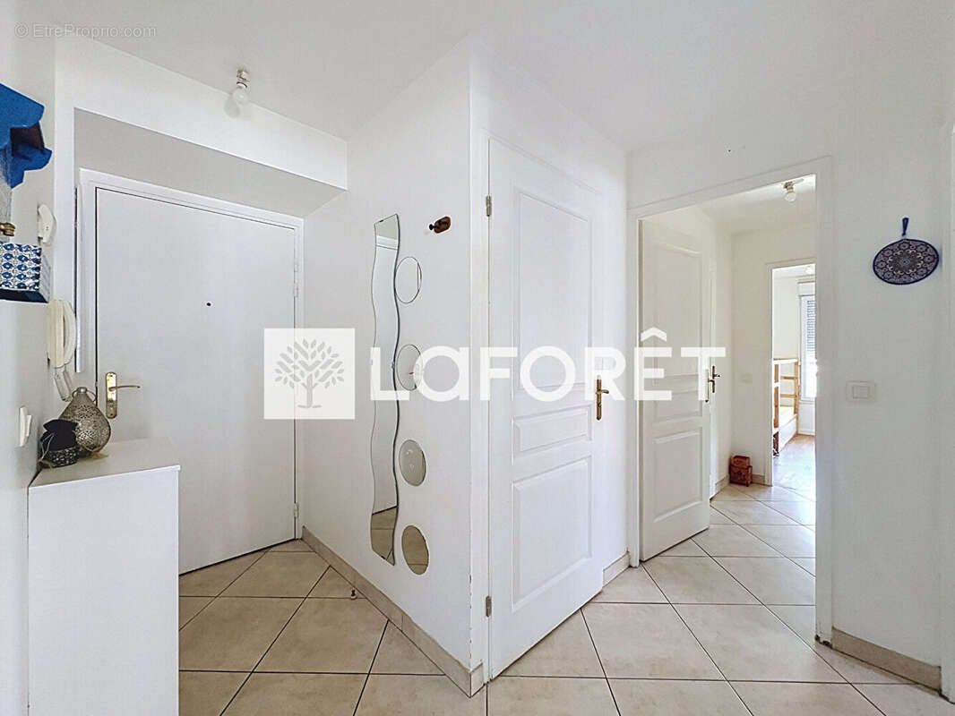 Appartement à MOISSY-CRAMAYEL