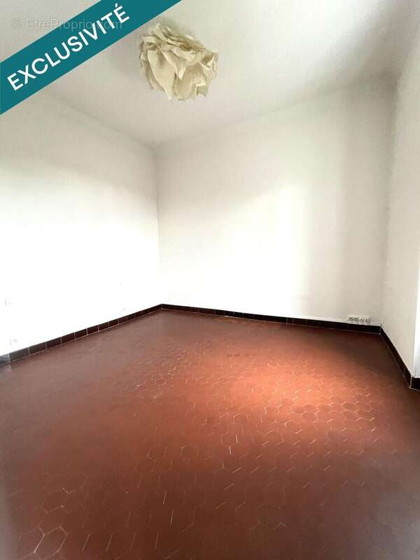 Photo 7 - Maison à SENAS