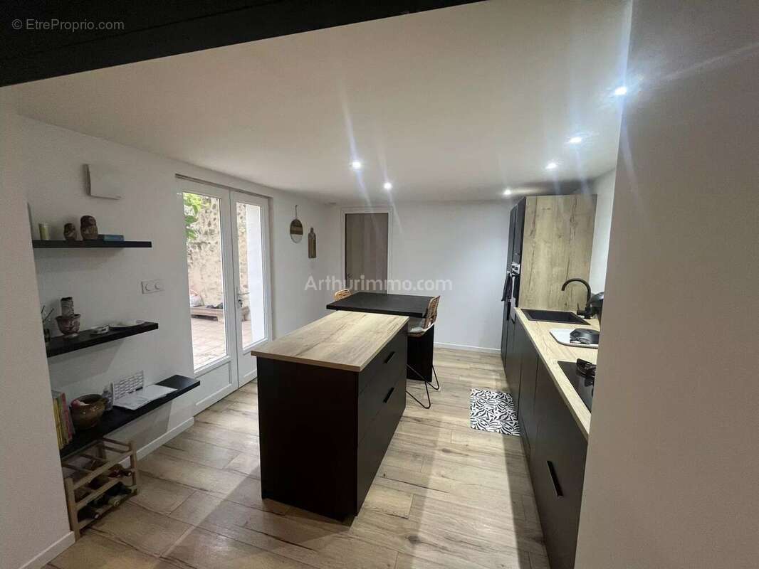Maison à USCLAS-D'HERAULT