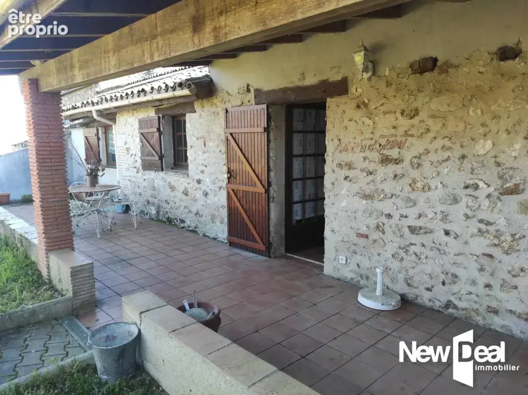 Maison de village en pierres dans le lot et garonne avec appartement independant et garages - photo 8