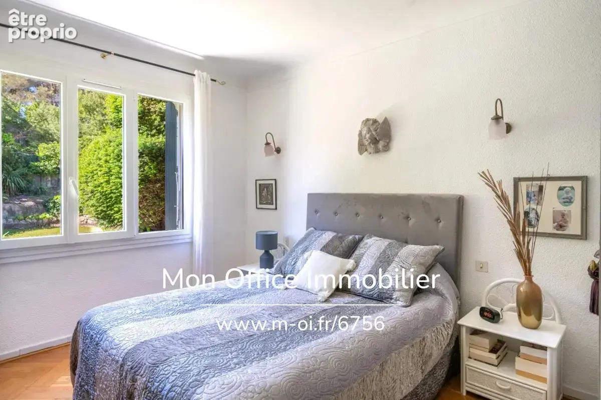 Référence : 6756-PAN. - Maison 6 pièces de 143 m² à Éguilles - photo 17