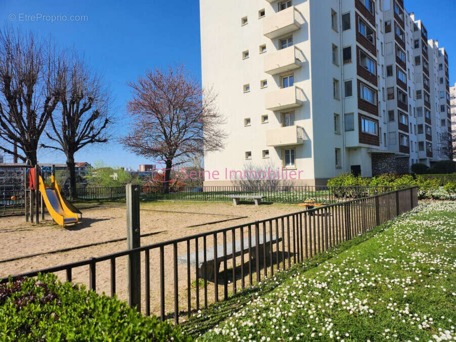 Appartement à CHOISY-LE-ROI