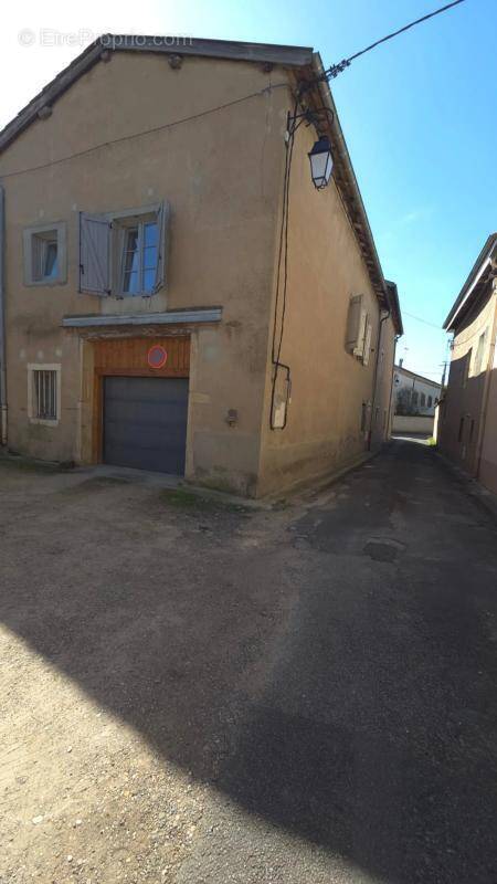 Appartement à SAINT-SYMPHORIEN-D'ANCELLES