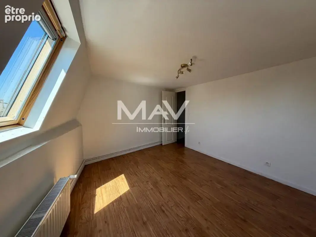 Maison 78 m² à Neuville-En-Ferrain  - photo 7
