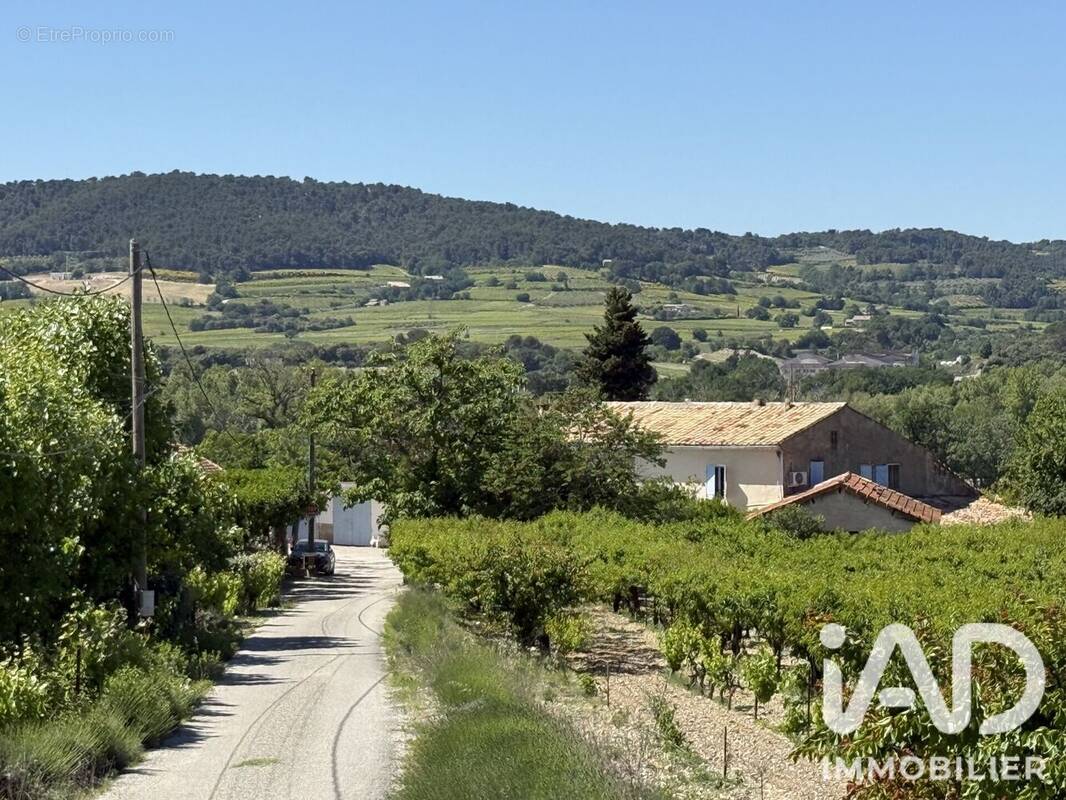Photo 1 - Maison à MIRABEL-AUX-BARONNIES