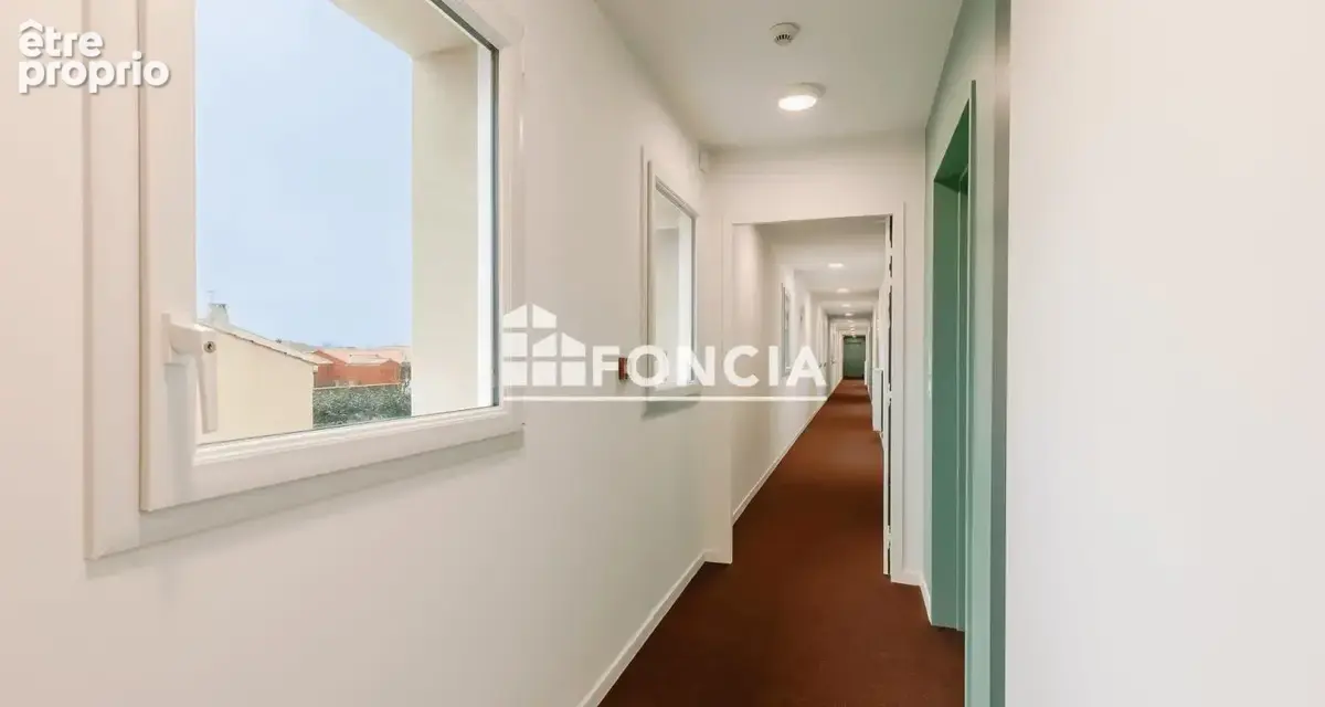 LES SABLES D'OLONNE - POUR INVESTISSEURS - Appartement T2 avec terrasse et parking couvert dans résidence de 2023 - photo 7