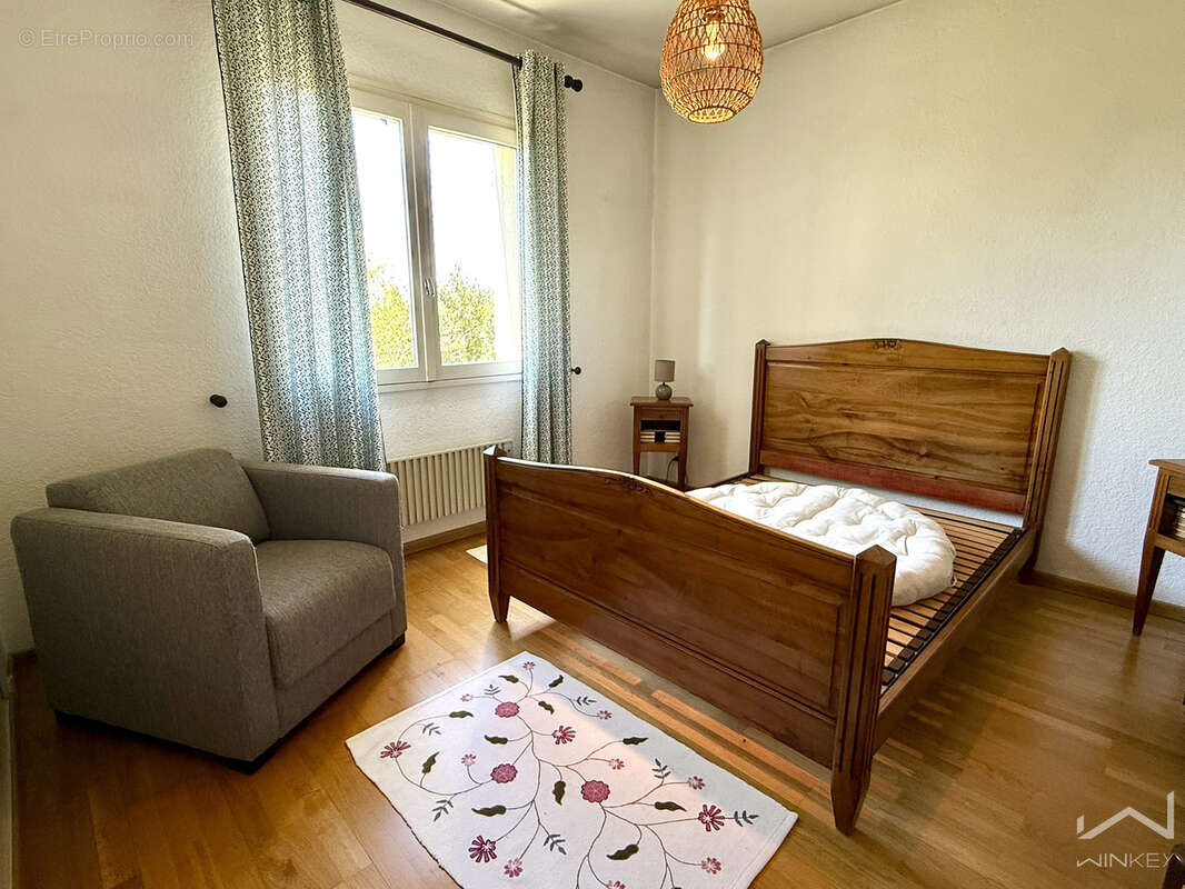 Maison à BOLLENE