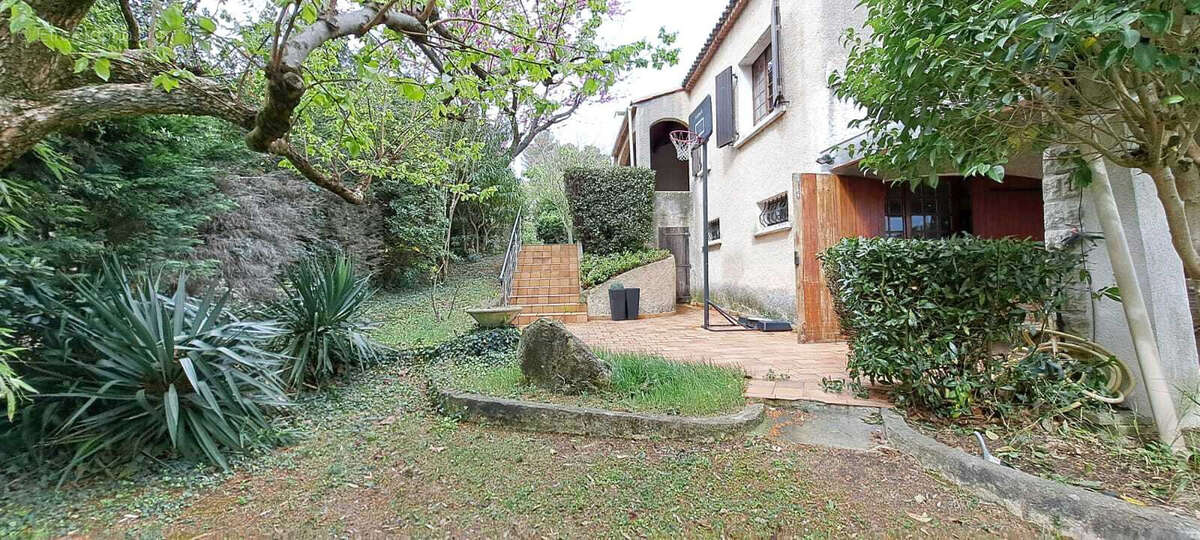 Maison à BOUC-BEL-AIR