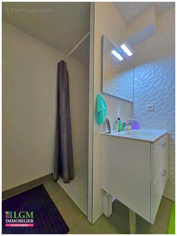 Appartement à LATTES