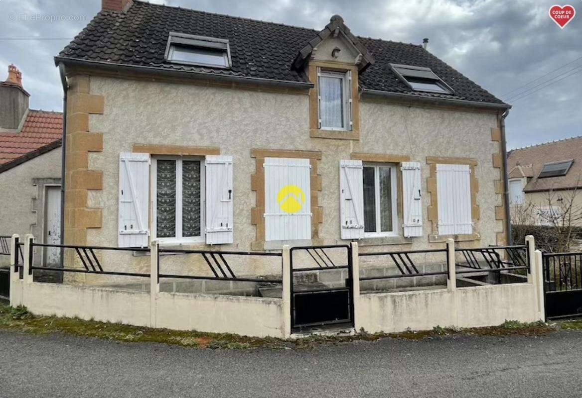 Maison à LE CHATELET