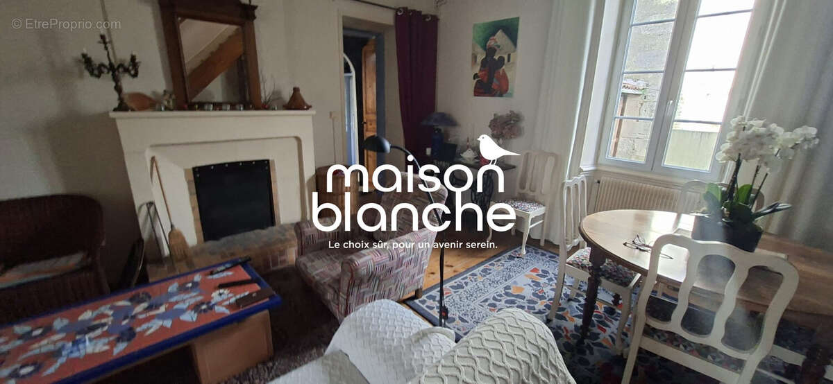 Appartement à SURGERES